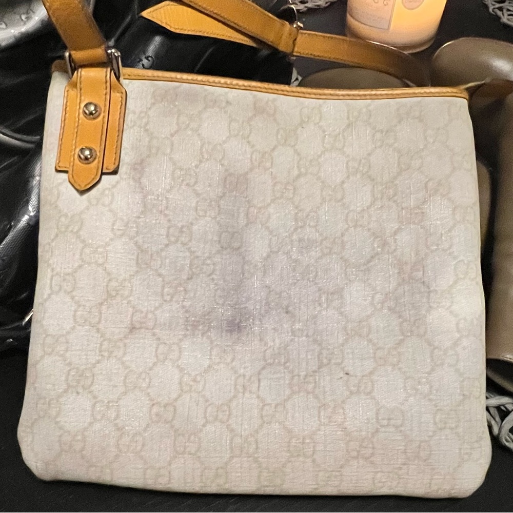 Gucci messenger